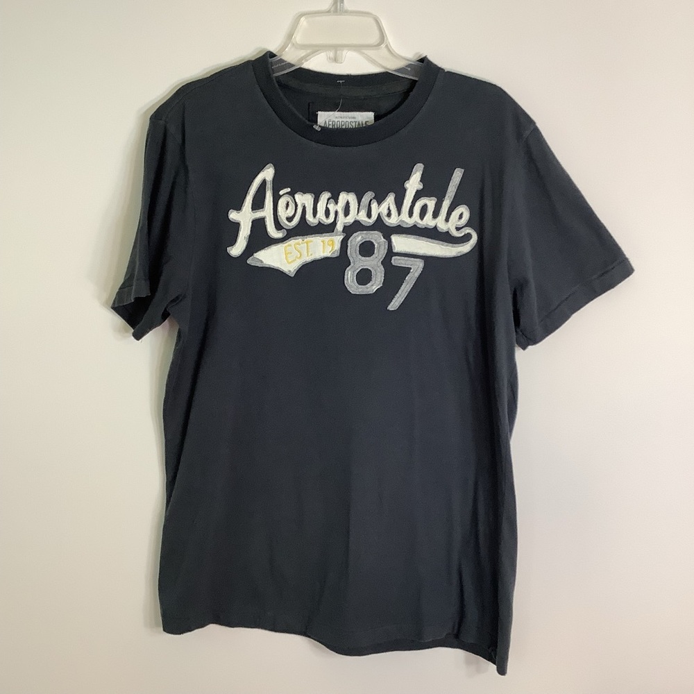 Vintage, Aeropostale, Men’s T-shirt. Size Large.